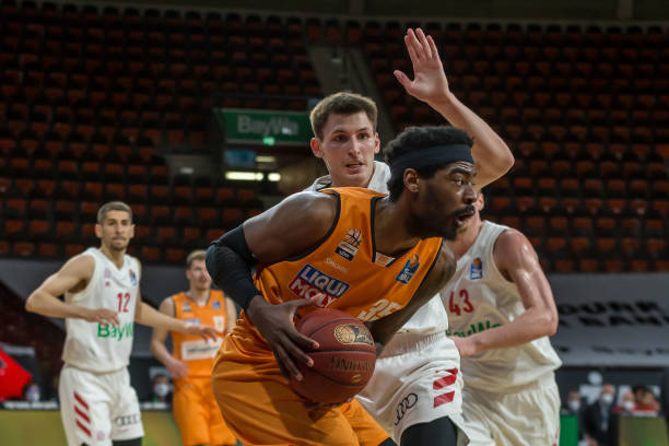 成为全球瞩 成为全球瞩